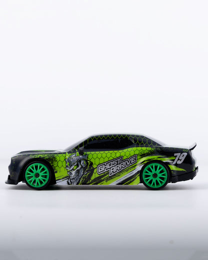 Ghost Arrive Green Edition with Remote & Accessories Car 1:24 Scale - Ignition Prime