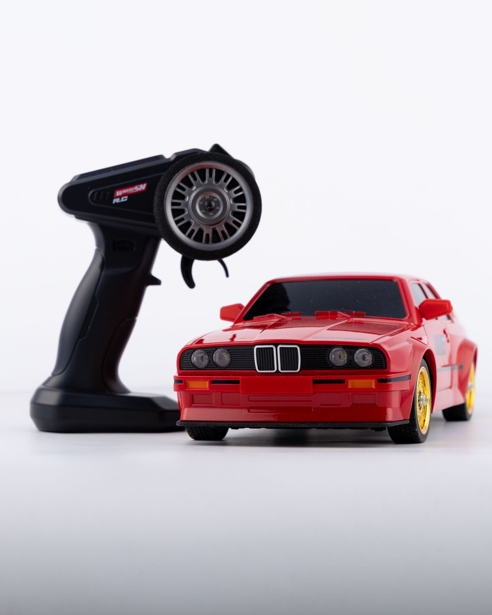 BMW Classic Red with Remote & Accessories Car 1:18 Scale - Ignition Prime