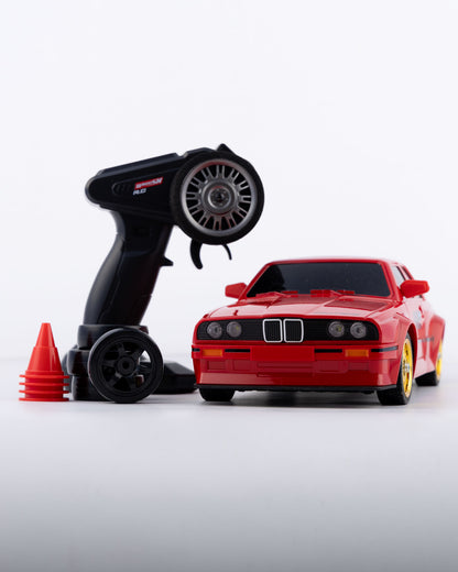 BMW Classic Red with Remote & Accessories Car 1:18 Scale - Ignition Prime